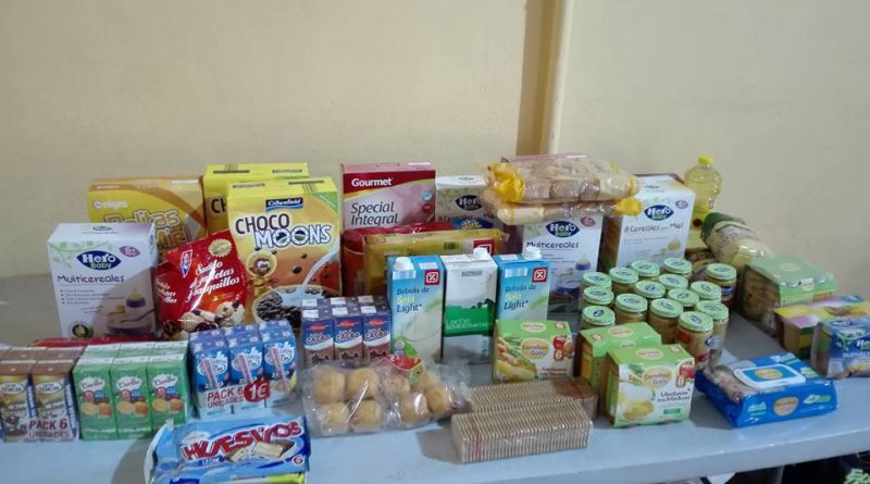 Alimentos infantiles recaudados en el torneo de baloncesto