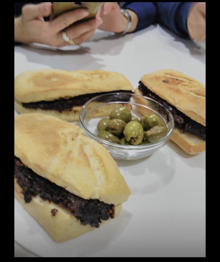 FF8A8628 8AE4 45F0 9FA1 09EBA7A9E157 768x915